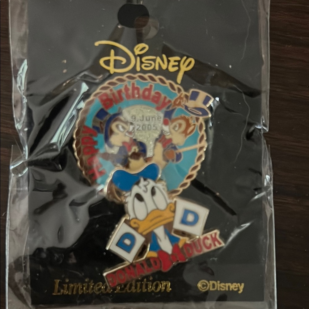 Disney Japan - Donald, Chip and Dale - Tuxedo - Donald Ducks Birthday pin